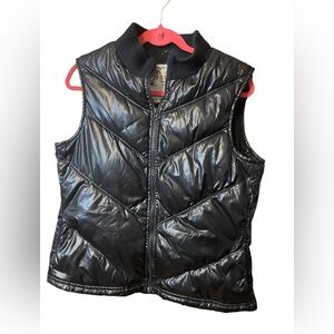 EUC black patent leathered front zip vest with pockets